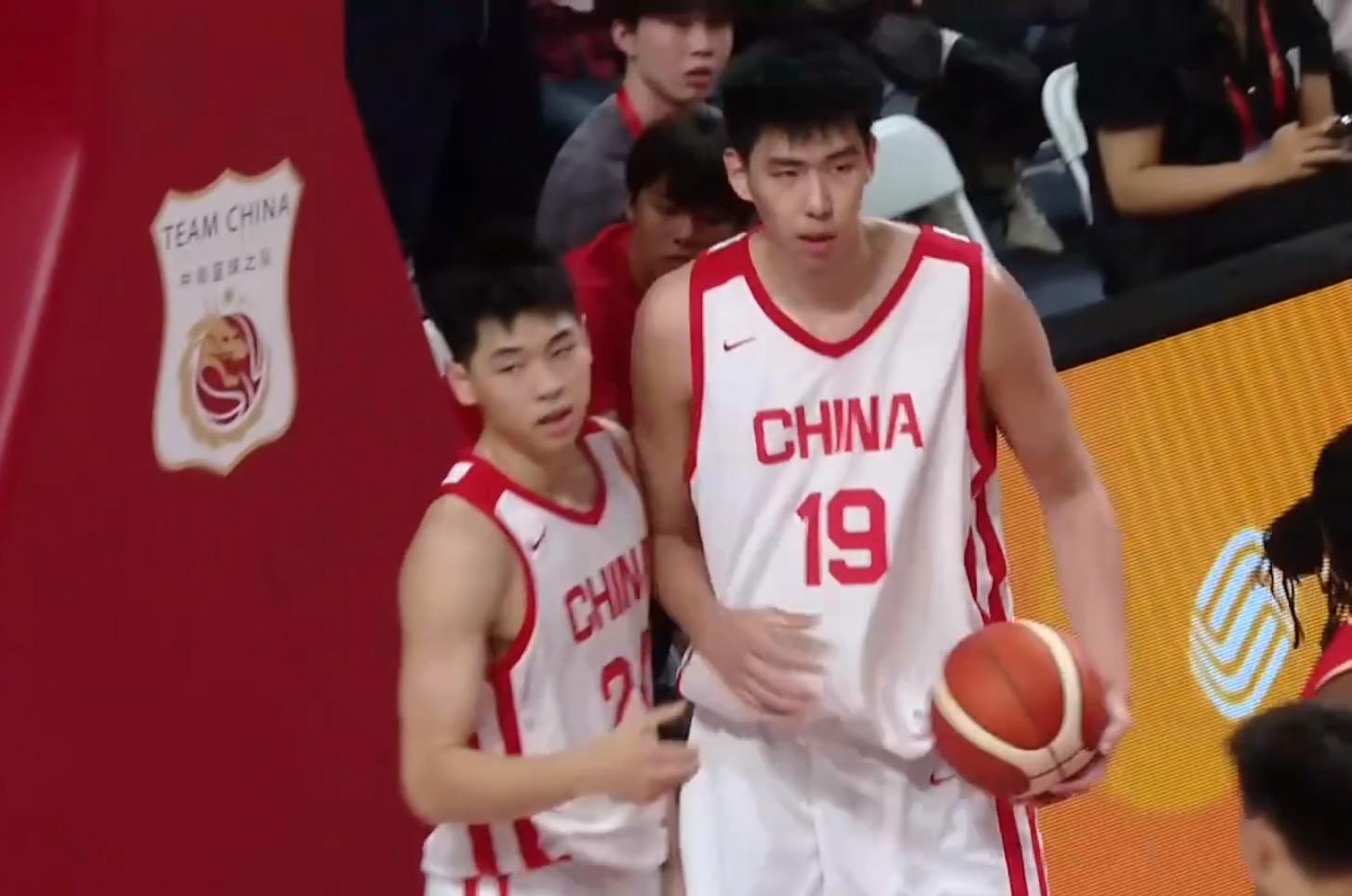 世界杯官网入口-中国男篮82-78FMP！球员评分：6人满分，1人良好，3人合格